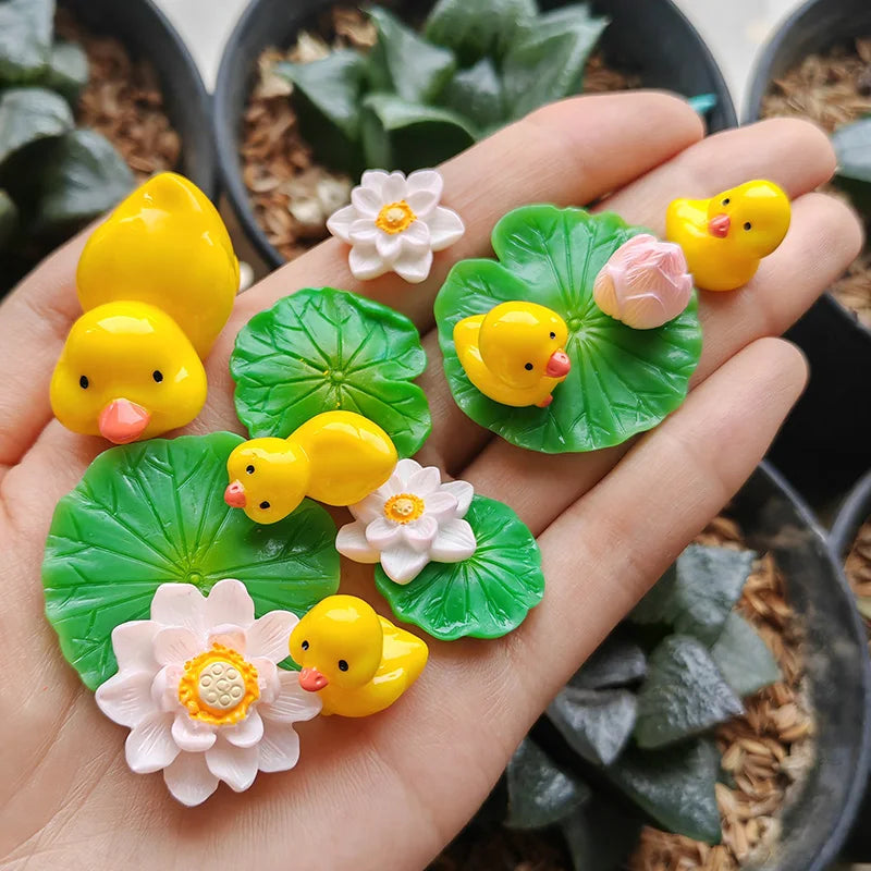 Miniature Duck Terrarium Figurines – Cartoon Animal Set for Fairy Gardens
