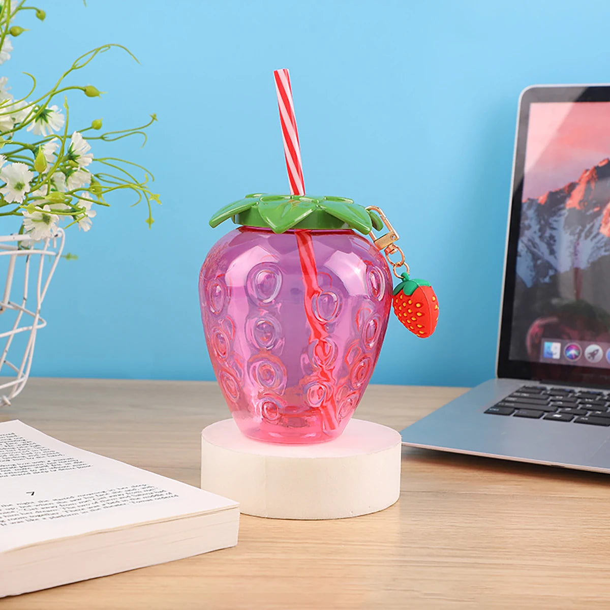 Strawberry Shaped Straw Cup – Cute Cartoon Fruit Tumbler for Summer Drinks