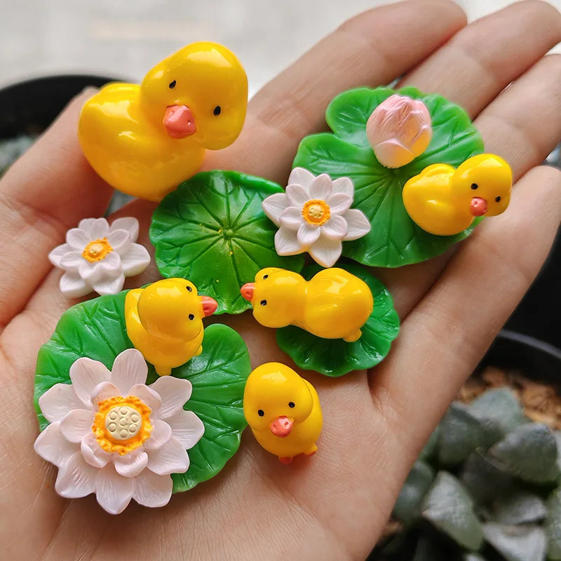 Miniature Duck Terrarium Figurines – Cartoon Animal Set for Fairy Gardens