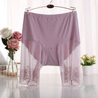 Plus Size Anti-Chafe Shorts – Seamless Lace Underskirt for Summer Comfort