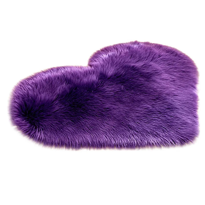 Heart Shaped Plush Carpet – Thickened Bedroom Rug for Home Decor