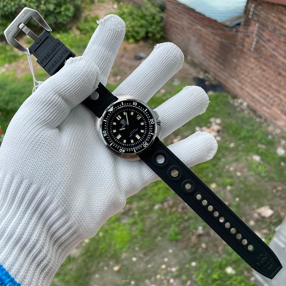 Steeldive NH35 Automatic Dive Watch – 200M Waterproof Turtle for Scuba Diving