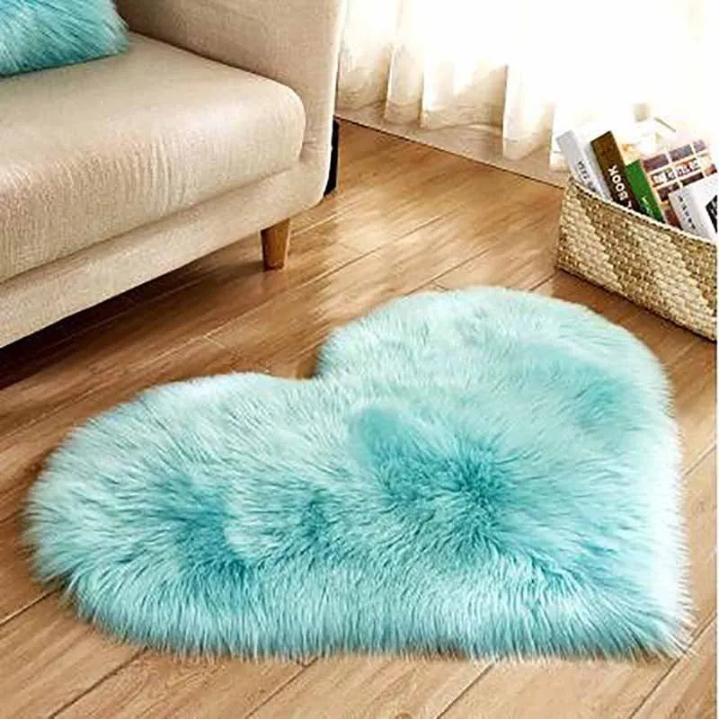 Heart Shaped Plush Carpet – Thickened Bedroom Rug for Home Decor