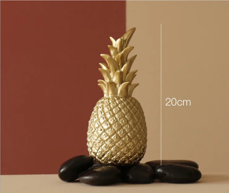 Gold Pineapple Statue – Nordic Metal Art for Modern Home Living Room Decor