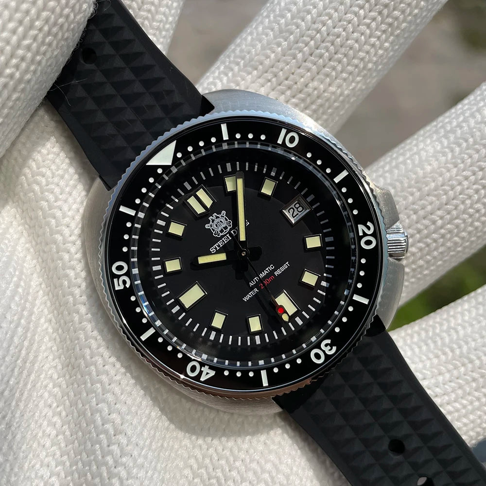 Steeldive NH35 Automatic Dive Watch – 200M Waterproof Turtle for Scuba Diving