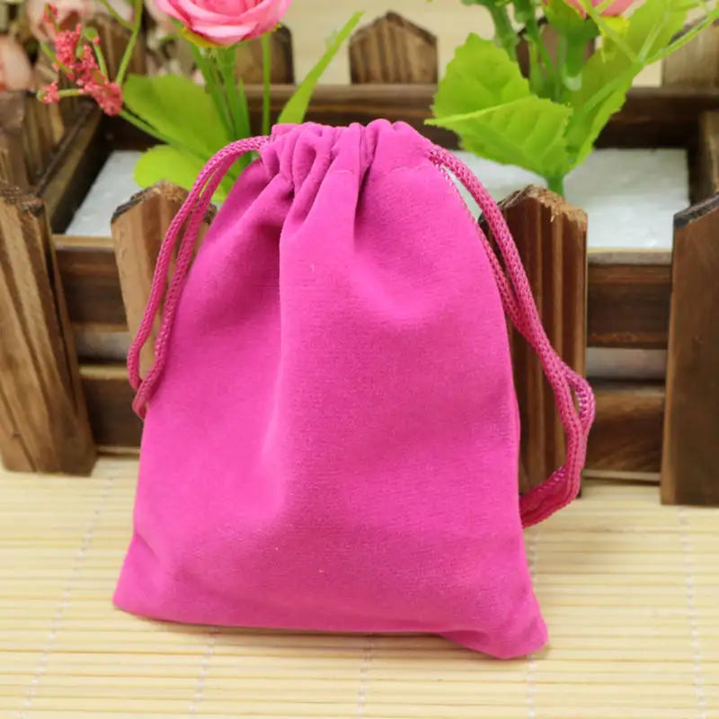 Velvet Drawstring Jewelry Bags – Soft Gift Pouches for Wedding Packaging