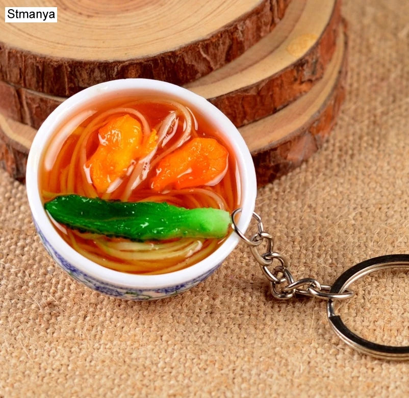 Miniature Noodle Bowl Keychain – Chinese Porcelain Style Bag Pendant