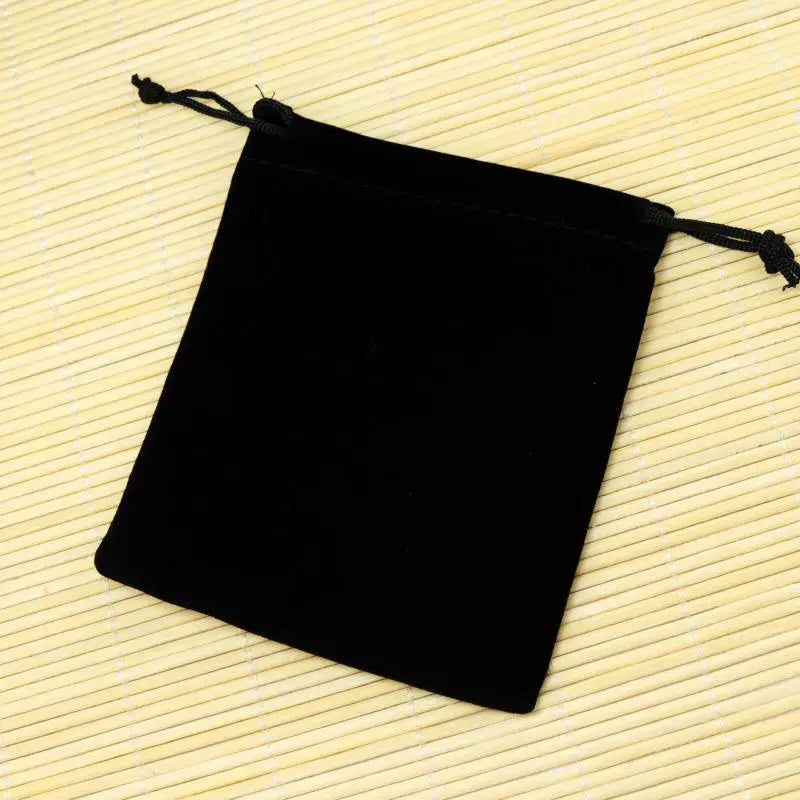 Velvet Drawstring Jewelry Bags – Soft Gift Pouches for Wedding Packaging