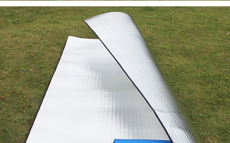 Aluminum Foil Picnic Mat – Moisture-proof Camping Pad for Outdoor Hiking