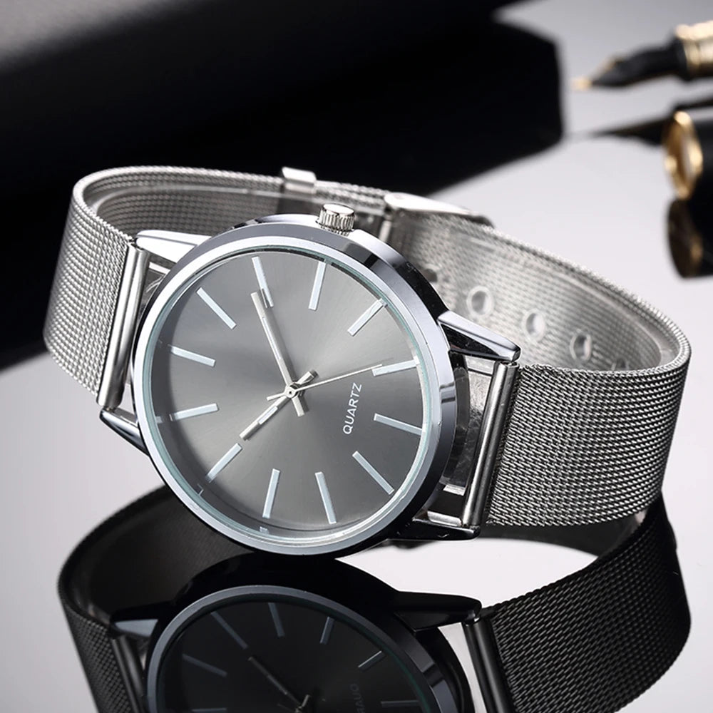 Minimalist Silver Quartz Watch – Elegant Leather Business Accessory for Women