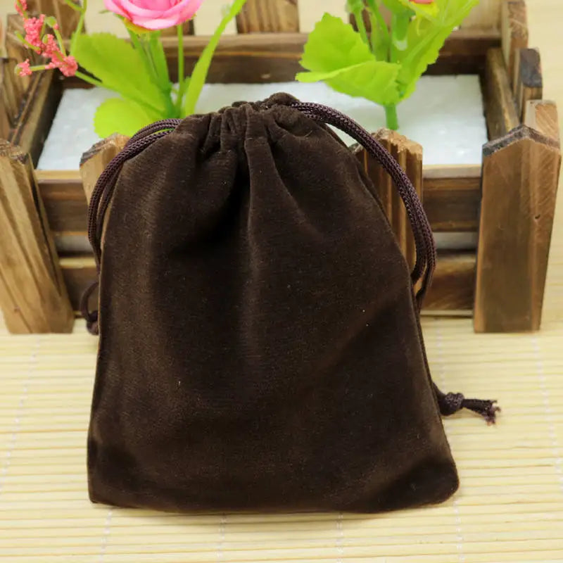 Velvet Drawstring Jewelry Bags – Soft Gift Pouches for Wedding Packaging