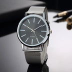 Minimalist Silver Quartz Watch – Elegant Leather Business Accessory for Women