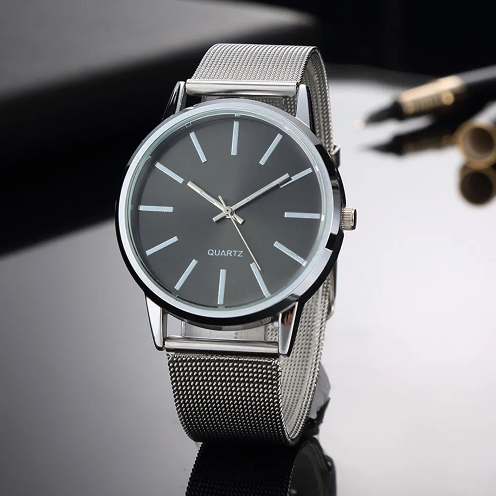 Minimalist Silver Quartz Watch – Elegant Leather Business Accessory for Women