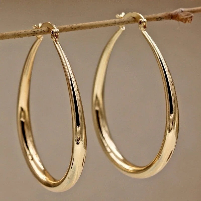 Smooth Gold Hoop Earrings – Minimalist Jewelry for Wedding and Engagement