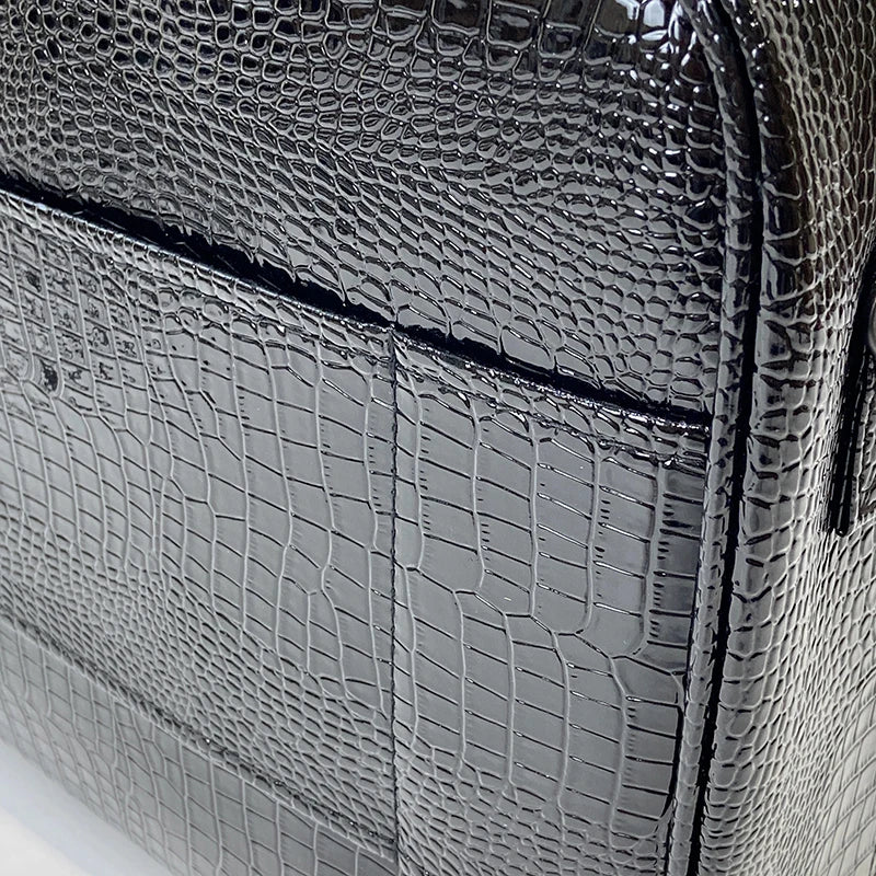 Large PU Leather Makeup Case – Professional Storage for Travel and Cosmetics