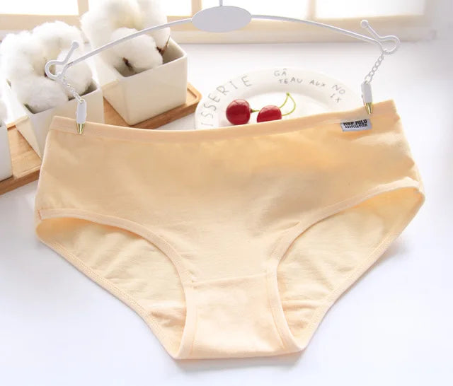 Cotton Briefs – Breathable Plus Size Underwear for Women Daily Comfort