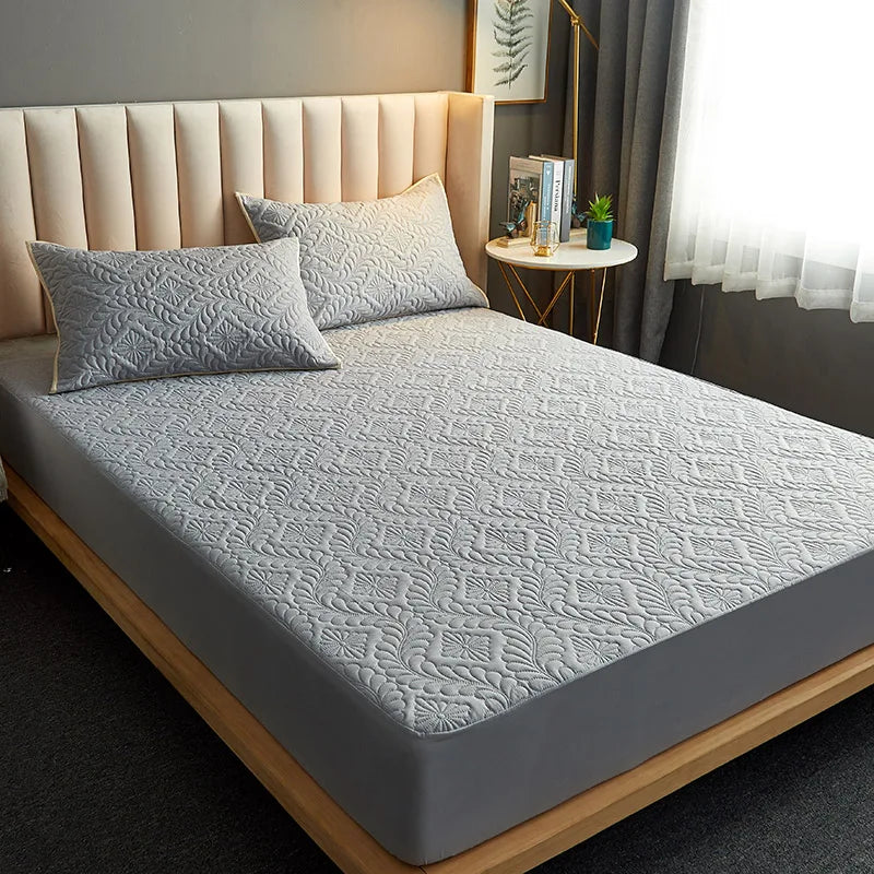 Quilted Waterproof Mattress Protector – Fitted Sheet for Bedding Protection
