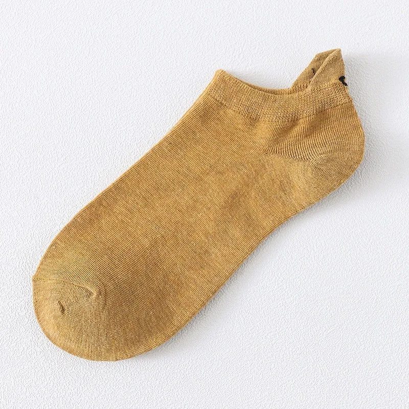 Embroidered Smiley Face Ankle Socks – Breathable Cotton for Casual Comfort