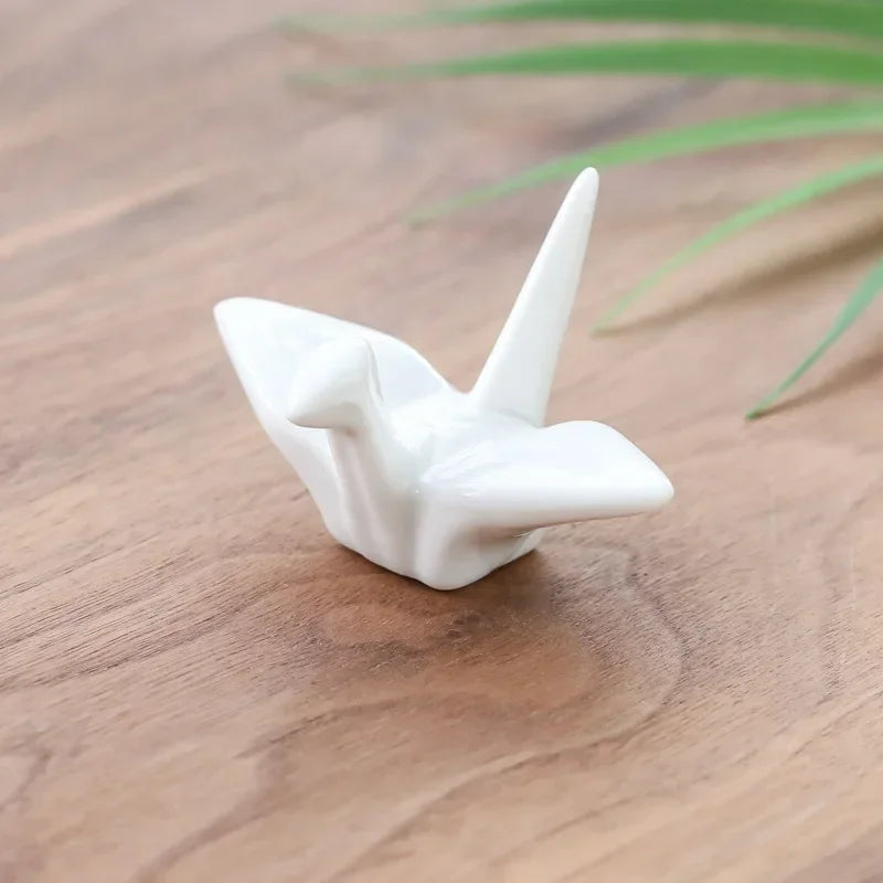 Japanese Ceramic Crane Holder – Decorative Rest for Incense or Chopsticks