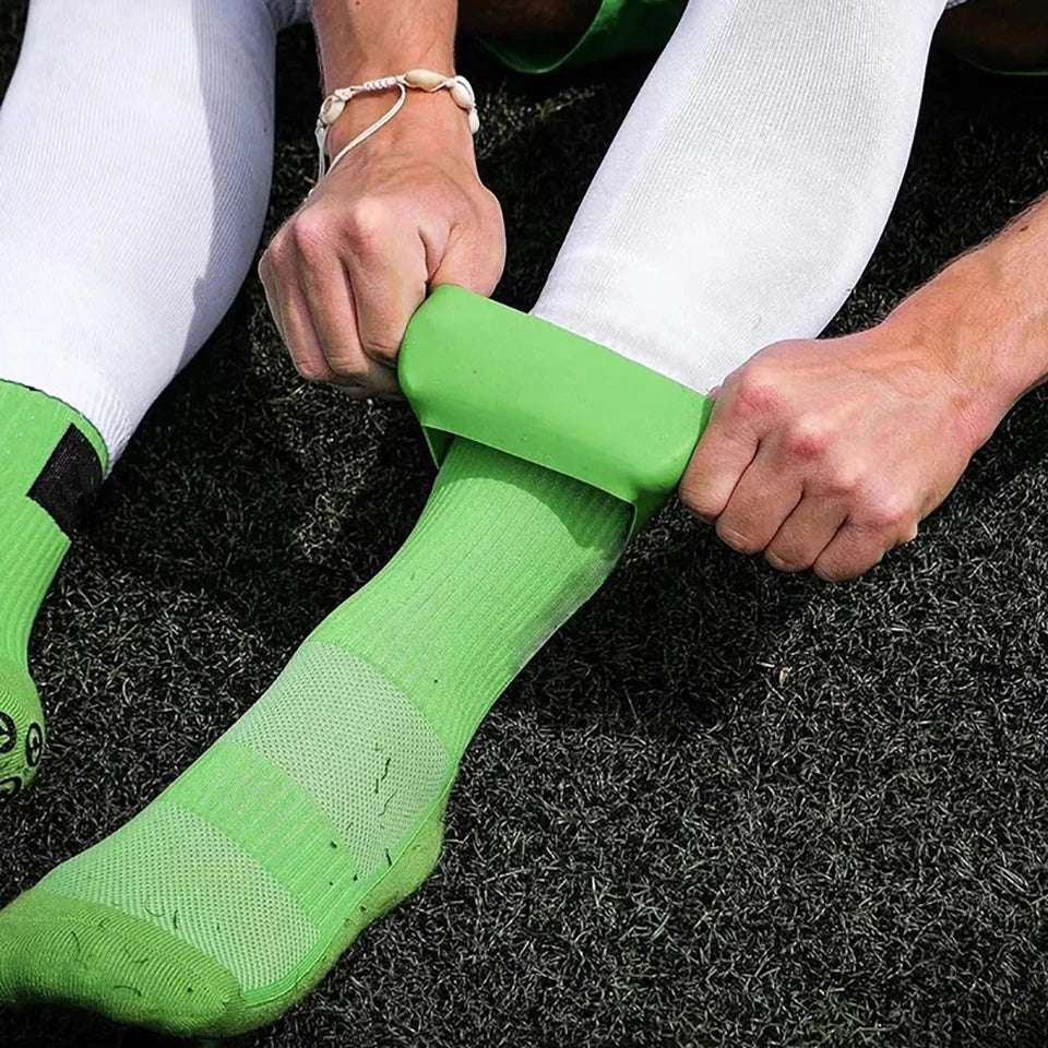 Silicone Shin Guard Straps – Adjustable Anti-Slip Holders for Soccer Football