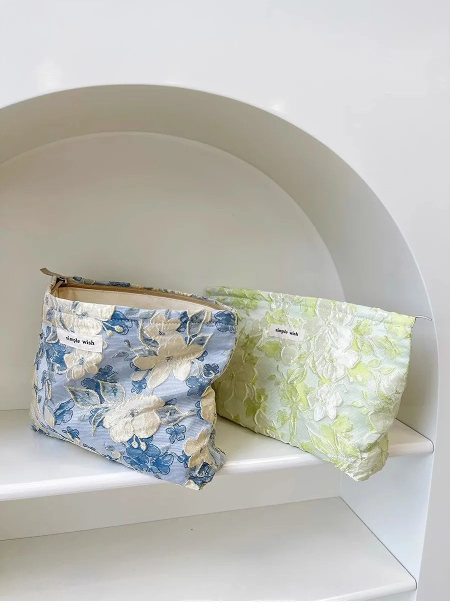 Floral Print Cosmetic Bag – Zippered Makeup Pouch for Travel Essentials