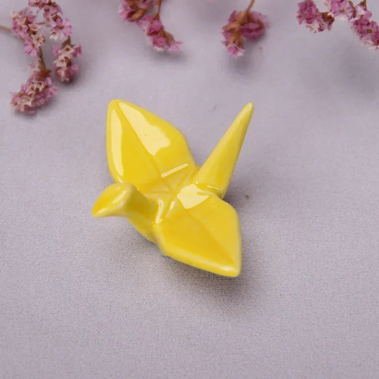 Japanese Ceramic Crane Holder – Decorative Rest for Incense or Chopsticks