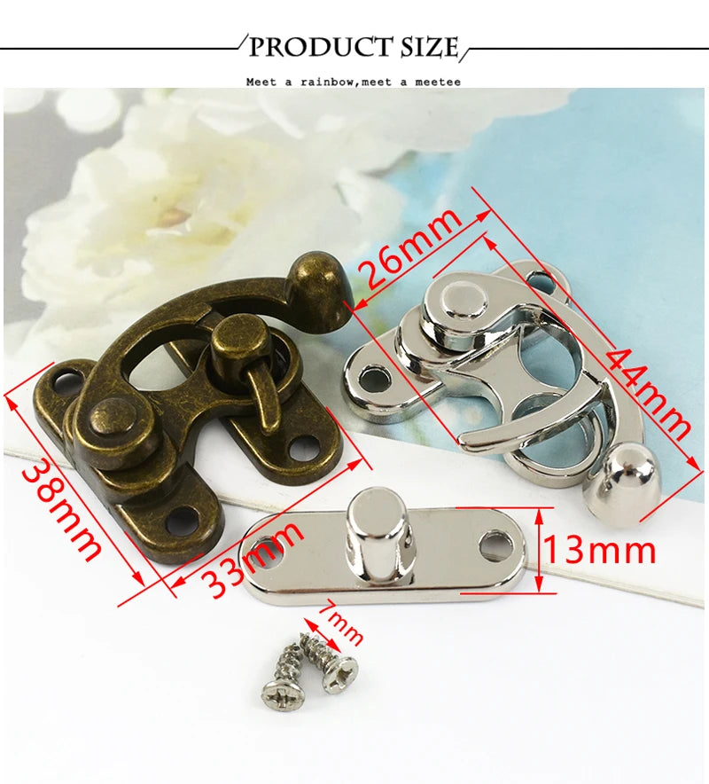 Vintage Brass Toggle Latch – Retro Metal Clasp for Wooden Boxes and Bags
