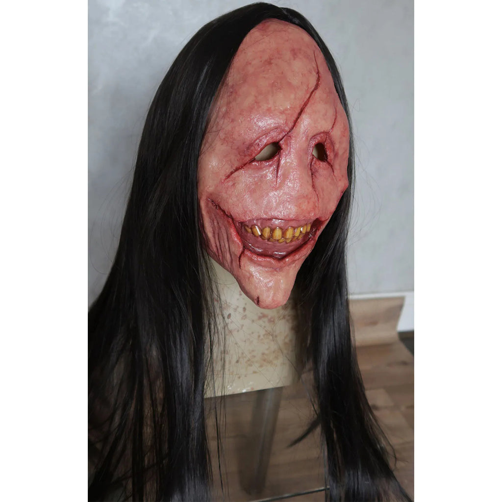 Creepy Demon Mask – Hairy Horror Prop for Halloween Cosplay Parties