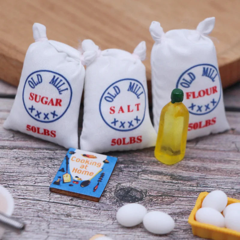 Miniature Kitchen Utensil Set – 1:12 Scale Baking Tools for Dollhouse Decor
