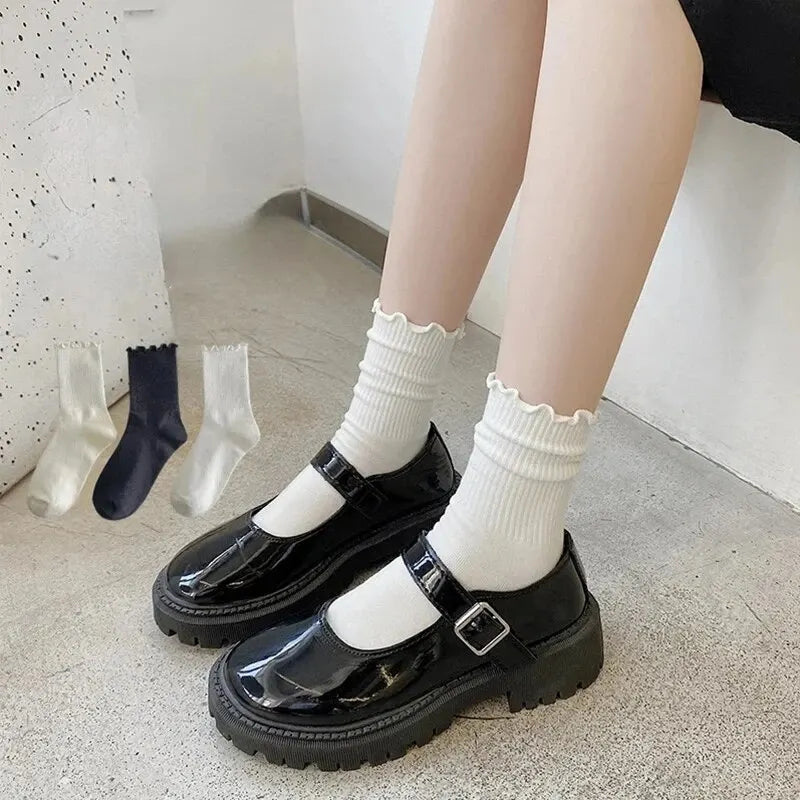 Ruffled Mid-Tube Socks – Breathable Cotton Casual Wear for Women