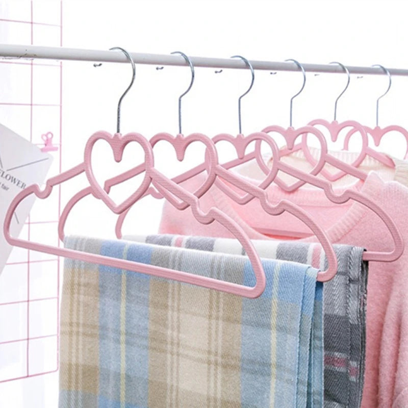 Heart Pattern ABS Clothes Hangers – Durable Organizers for Family Clothing