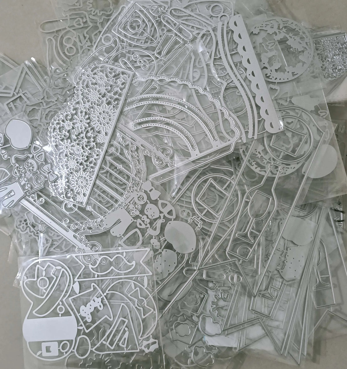 Mystery Metal Cutting Die Set – Embossing Stencils for Scrapbooking Crafts