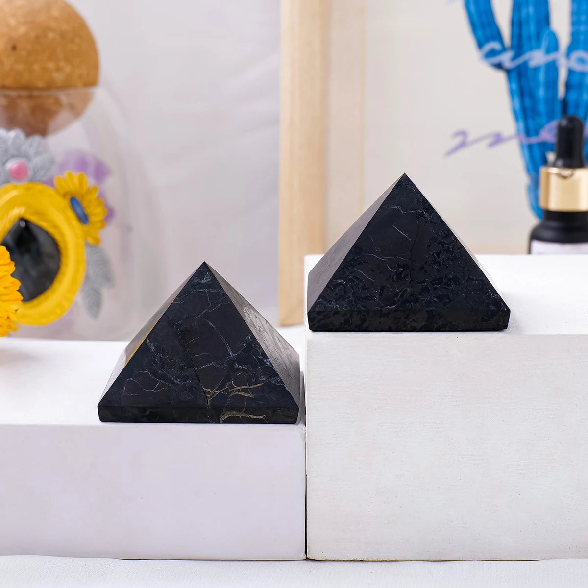 Natural Shungite Pyramid – Polished Raw Stone for Home Feng Shui Decor