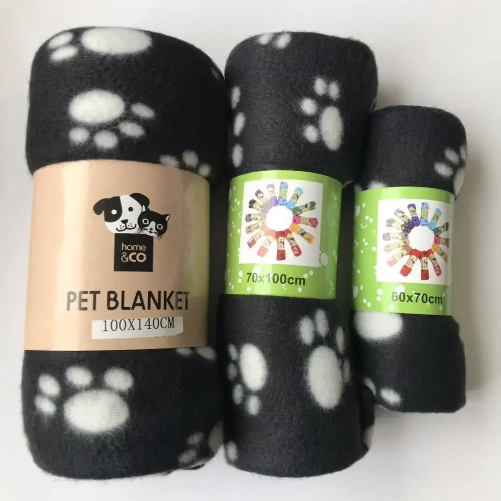 Reversible Fleece Pet Blanket – Comfortable Mat for Large Dogs