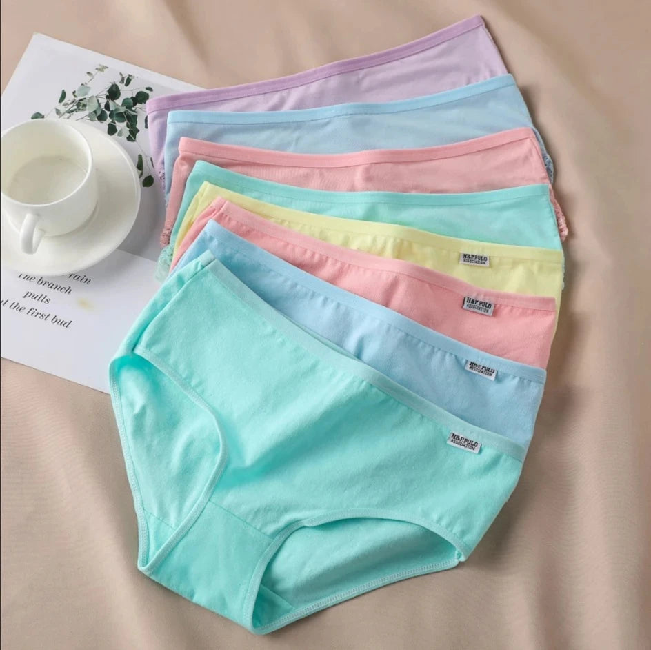 Cotton Mid-Waist Briefs – Breathable Plus Size Underwear for Women