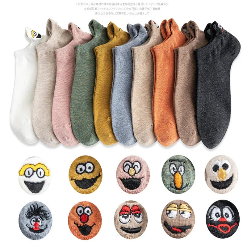 Embroidered Expression Ankle Socks – Kawaii Cotton Fashion for Casual Wear