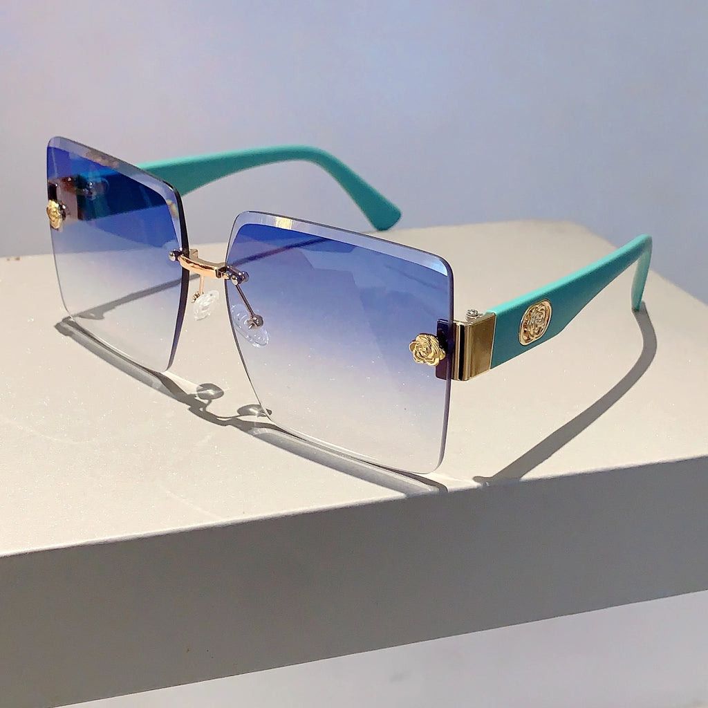 Oversized Rimless Square Sunglasses – Gradient Fashion Eyewear for Women