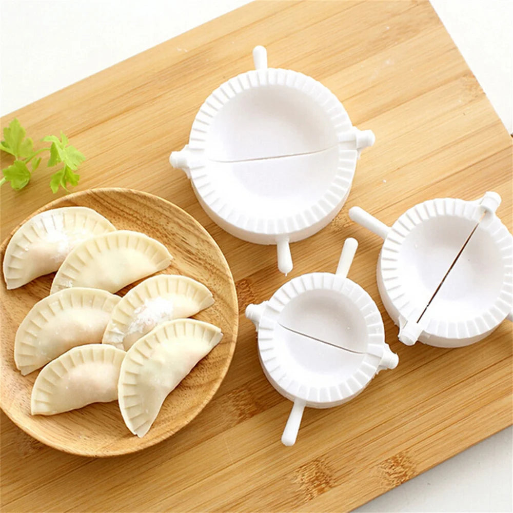Plastic Dumpling Molds – 7cm/8cm/10cm Dough Press for Kitchen Pastry Making
