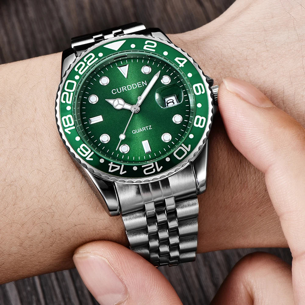 Golden Stainless Steel Quartz Watch – Elegant Analog Fashion for Women