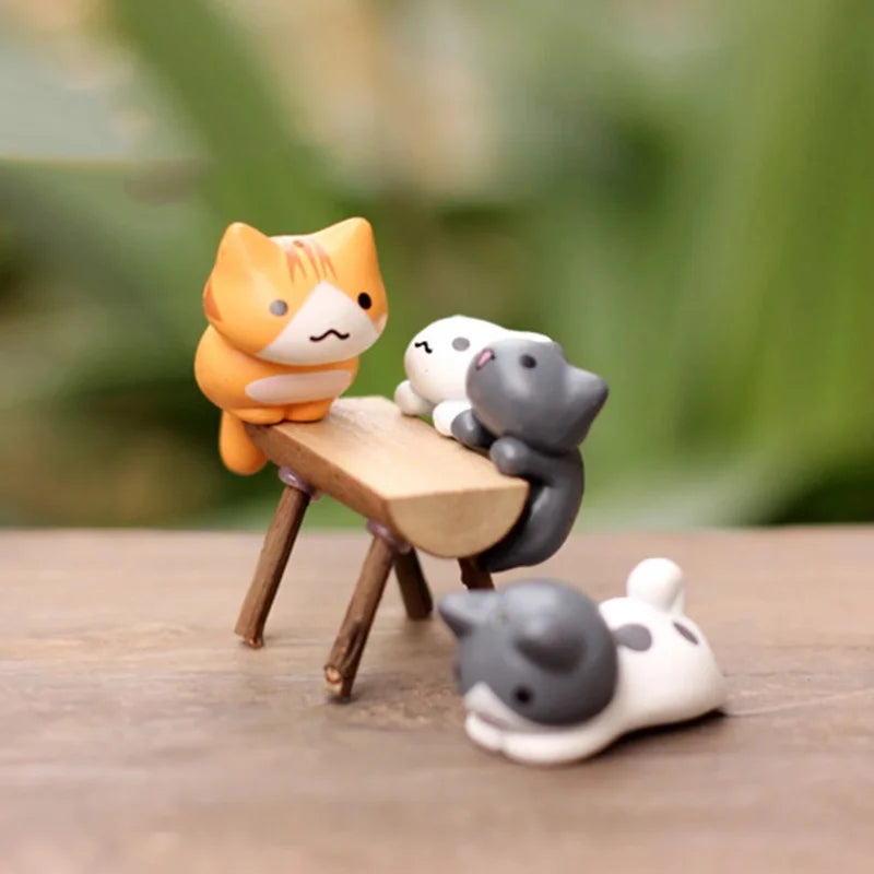 Lucky Cat Miniature Figures – Resin Micro Landscape Decor for Bonsai Gardening