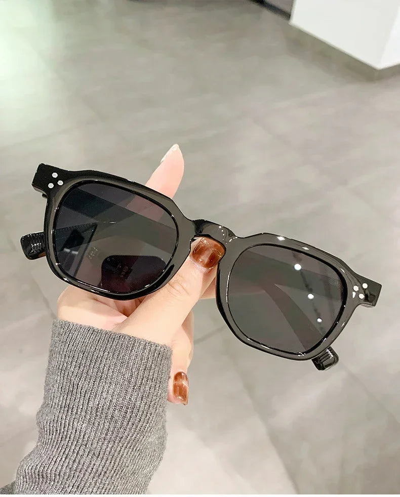 Vintage Rivet Oval Sunglasses – Leopard Anti Blue Light Frames for Men and Women