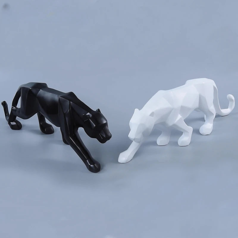 Large Geometric Panther Statue – Abstract Resin Leopard for Home Office Decor