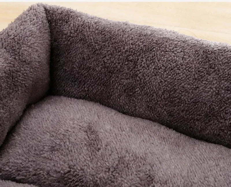 Large Square Dog Bed – Warm Soft Nest for Small Medium and Large Pets