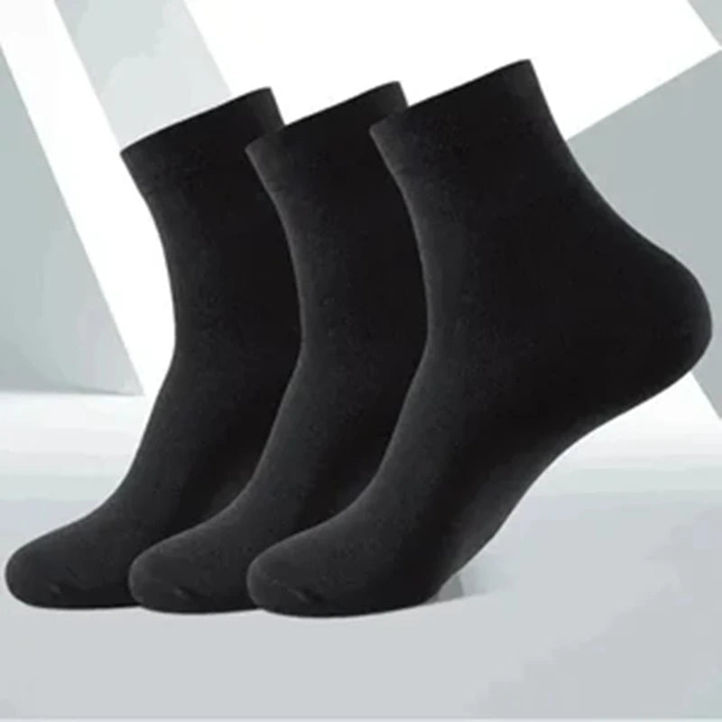 Cotton Mid-calf Socks – Solid Colour Daily Wear for Men