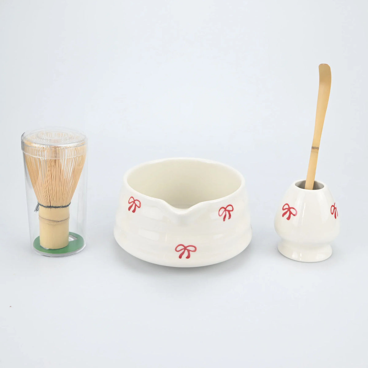 Matcha Whisk Set – Ceramic Bow Tea Bowl for Traditional Japanese Tea Ceremony