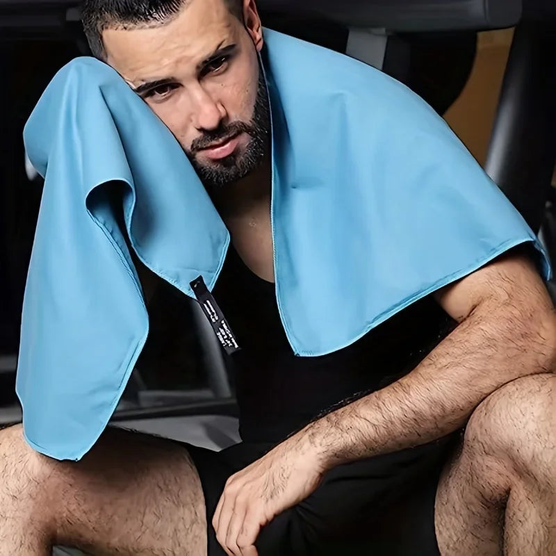 Ultra-Absorbent Microfiber Towel – Quick-Drying Compact Gear for Sports and Outdoors