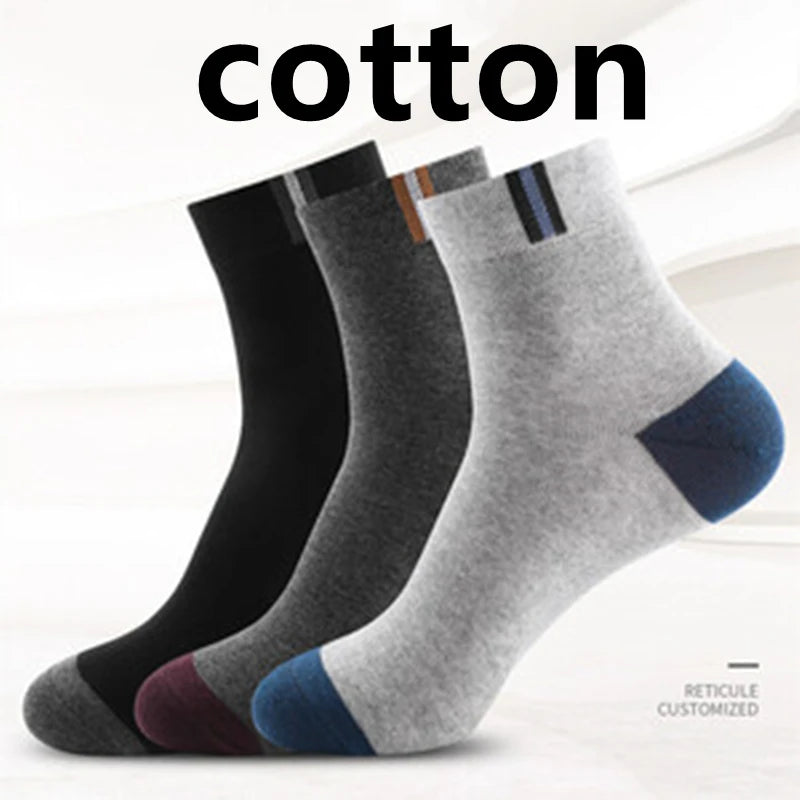 Cotton Mid-calf Socks – Solid Colour Daily Wear for Men