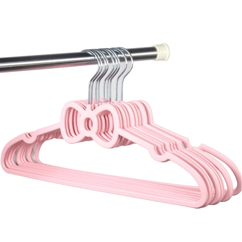 Heart Pattern ABS Clothes Hangers – Durable Organizers for Family Clothing