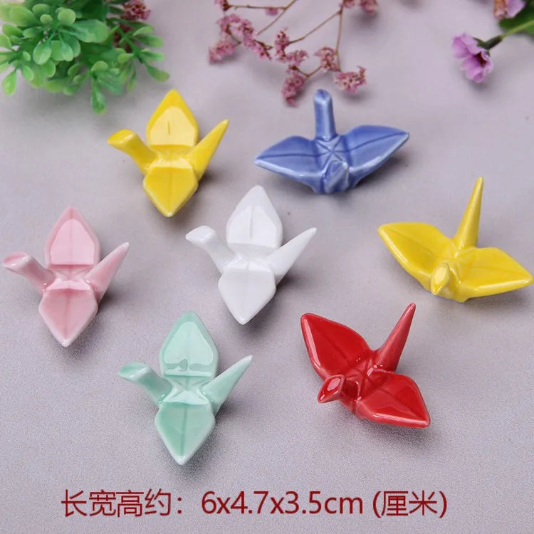 Japanese Ceramic Crane Holder – Decorative Rest for Incense or Chopsticks