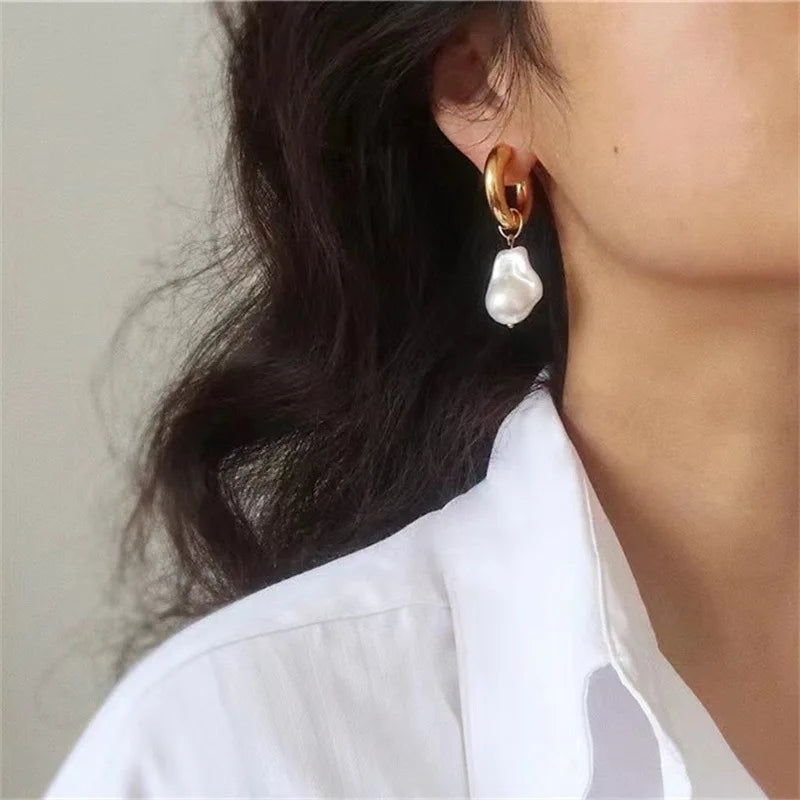 Baroque Irregular Pearl Hoop Earrings – Elegant Jewelry for Wedding Party